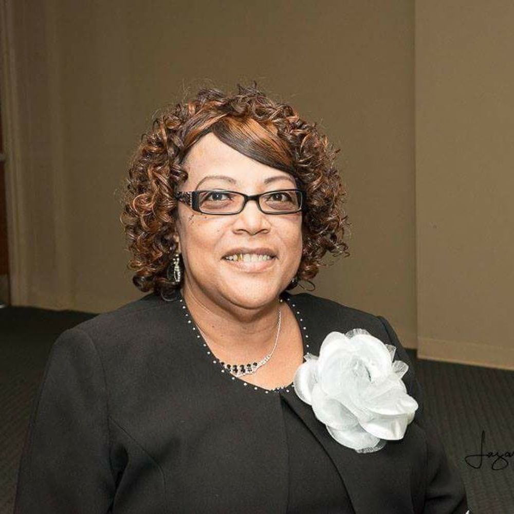 Meet your Posher, Annette